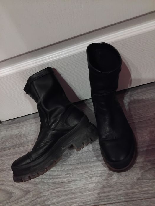 Ghete din piele nr 36