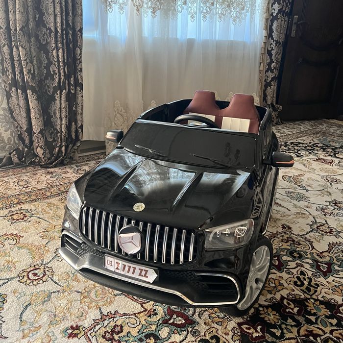 Детская электормашинка