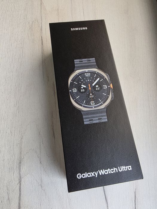 Samsung Galaxy Watch Ultra LTE Titanium Silver