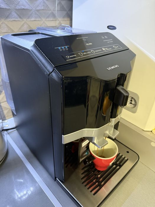 Espressor cafea boabe Siemens EQ300