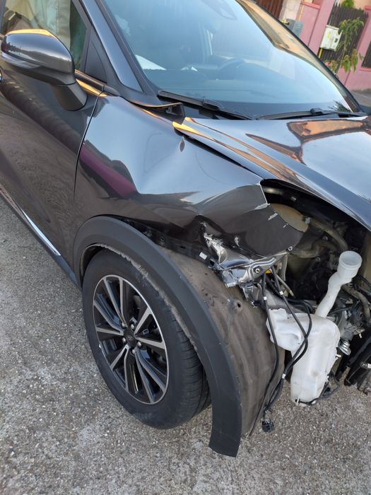 Vând Ford puma pentru piese