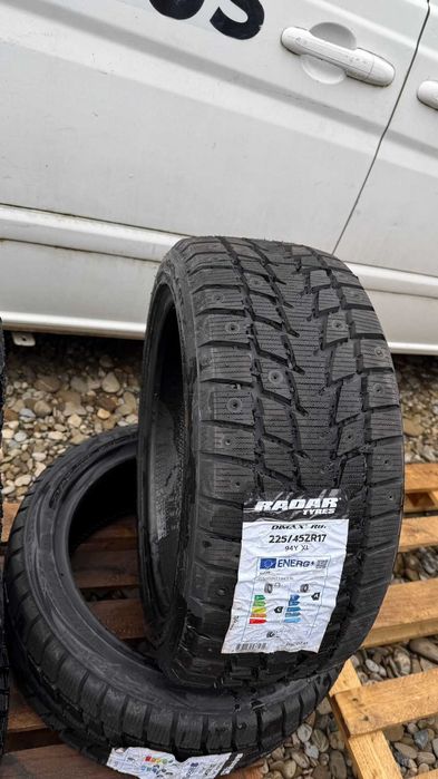 CAUCIUCURI  iarna noi 225 45 r17 anvelope 225/45/17 M+S