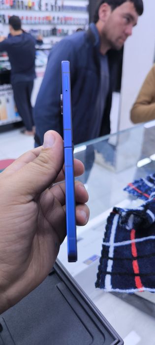 samsung Z flip 8 12/512 Blue Shadow