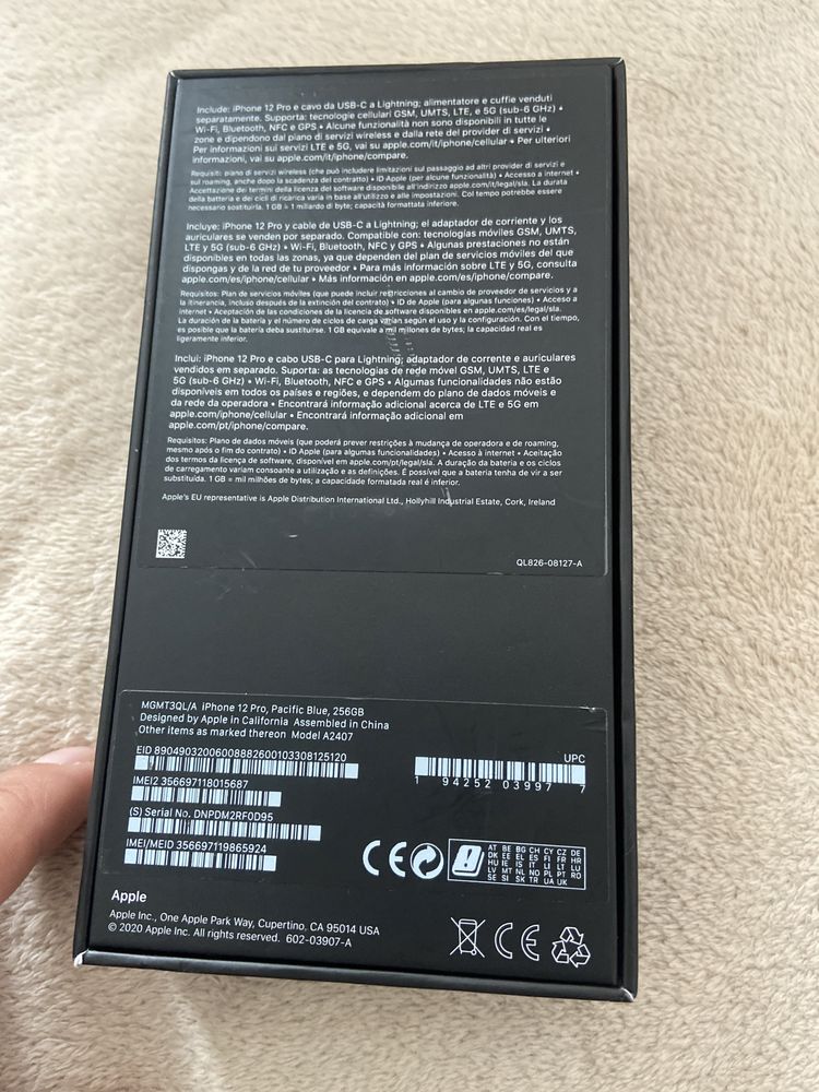 Cutie Iphone 11 pro ,256gb si iphone 12 pro  256 gb