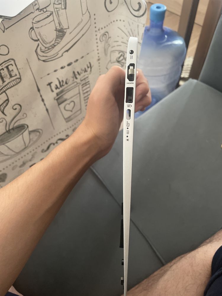 Продаю верхнуюю часть корпуса от Acer Aspire Swift 3 SF314-51