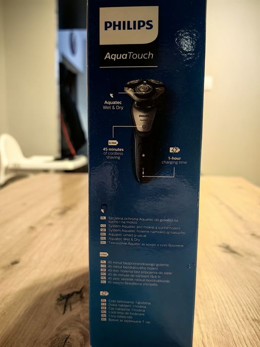 Самобръсначка Philips Agua Touch