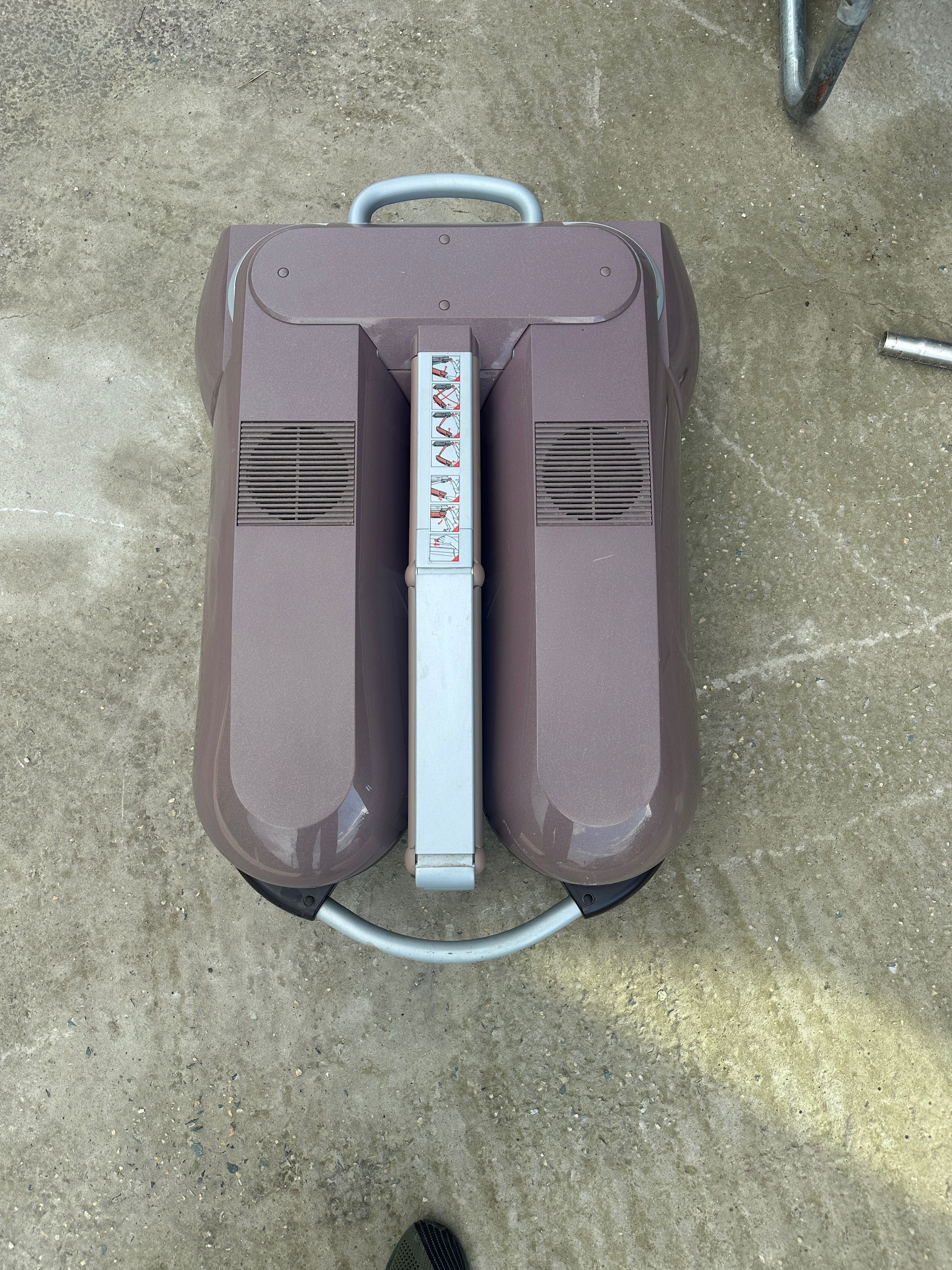 Aparat bronzat Philips HB 975 Sun & Relax – Solariu mobil profesional