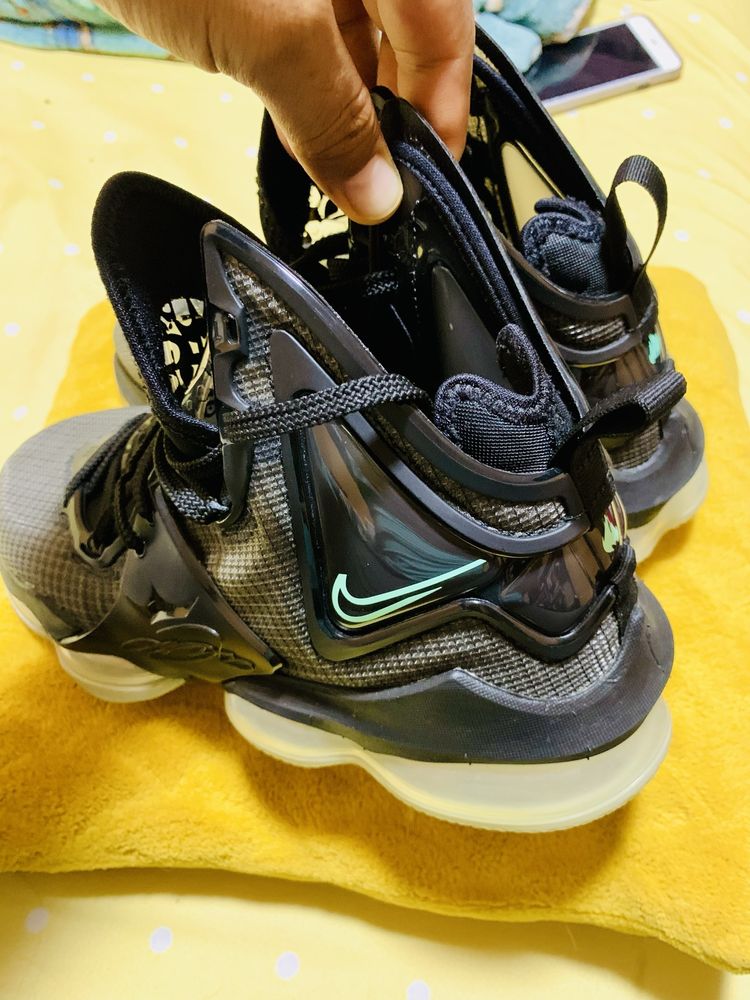 pantofi Nike Lebron 19   42