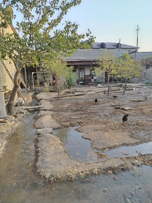 Маргилон шахар надирмат махласида ер сотилади