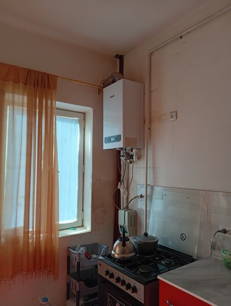 Бўрон заправка ёнида Ҳовли жой 200 м. кв.
