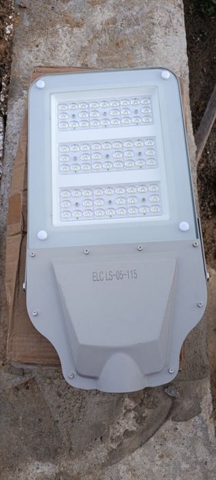 Прожекторы, Светильники