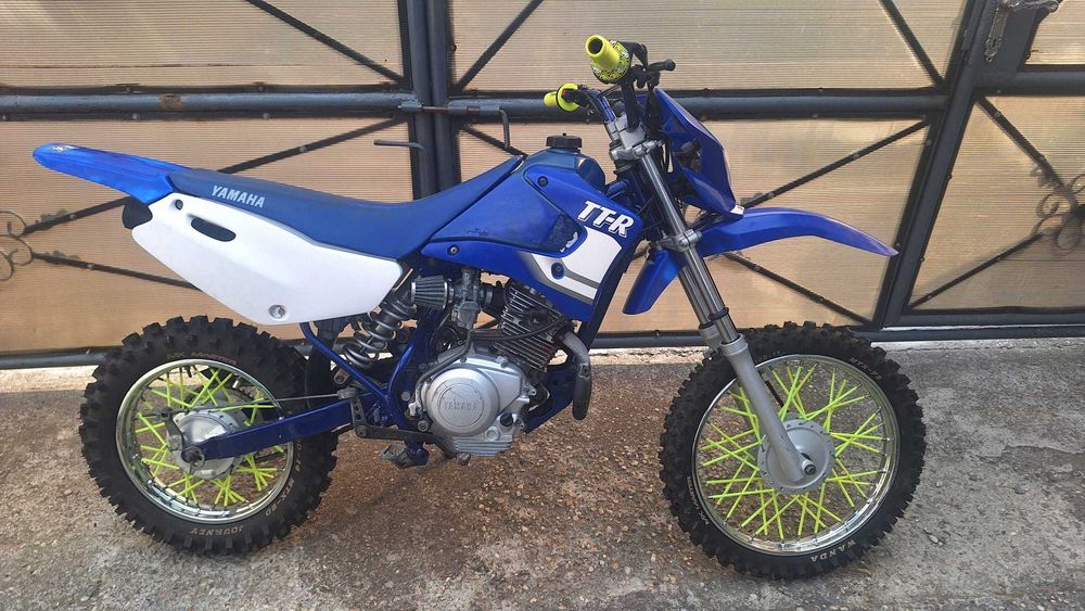Yamaha TT-R 125, 2003 | Moto Cross - acte |