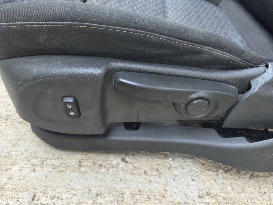Scaune electrice fata Opel Astra K