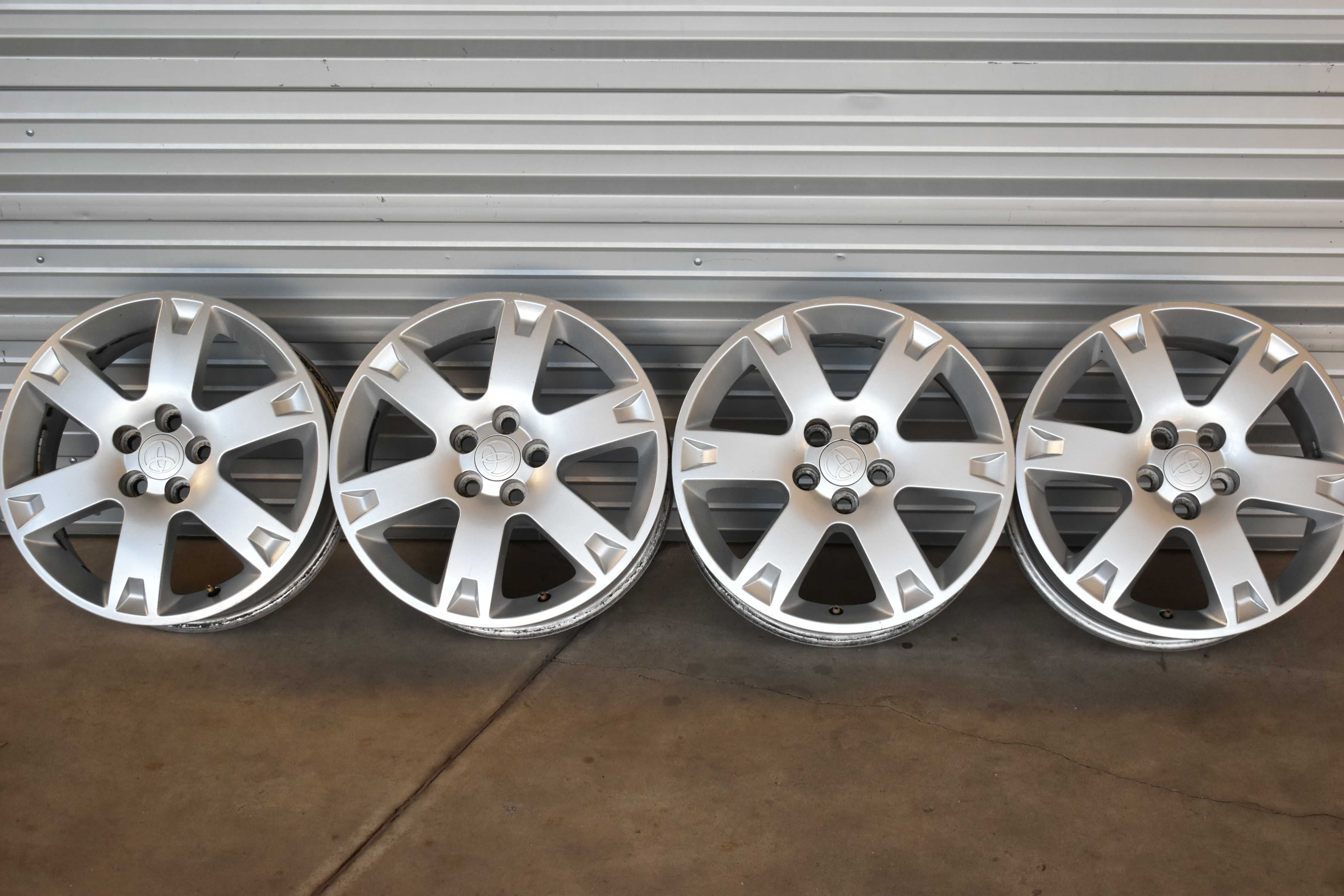 16'' Джанти Toyota 5x100