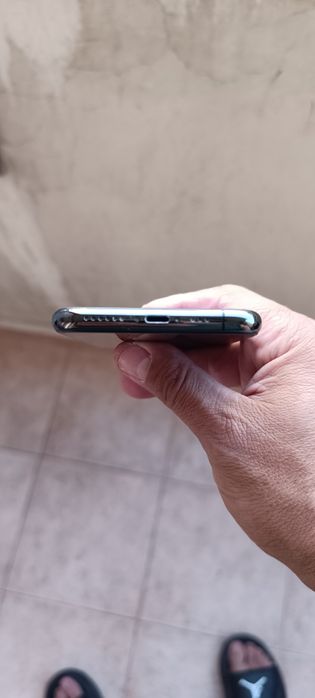 iPhone 11 Pro -перфектен