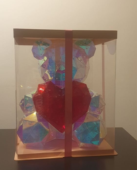 Ursuleț IubiBear îndrăgostit cu luminițe colorate, 40 cm