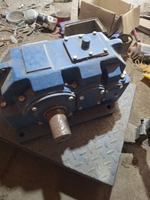 Cutie vteza trei trepte și reductor