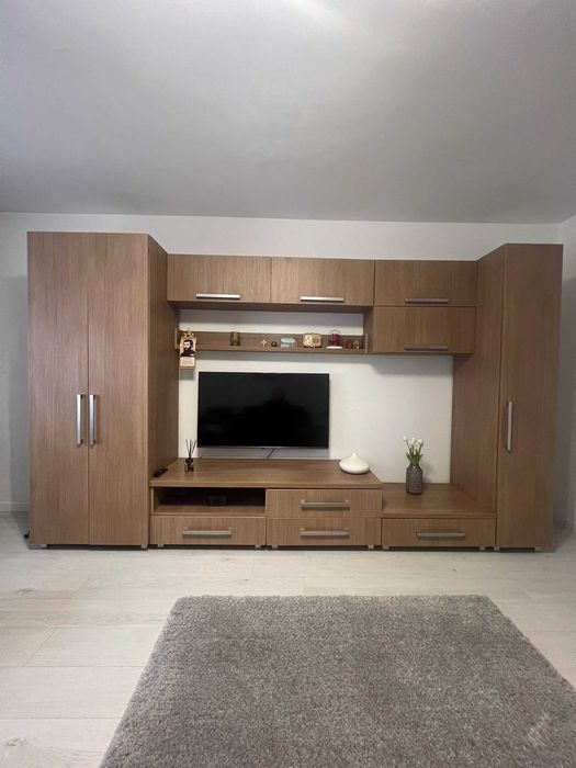 set mobila sufragerie stare buna