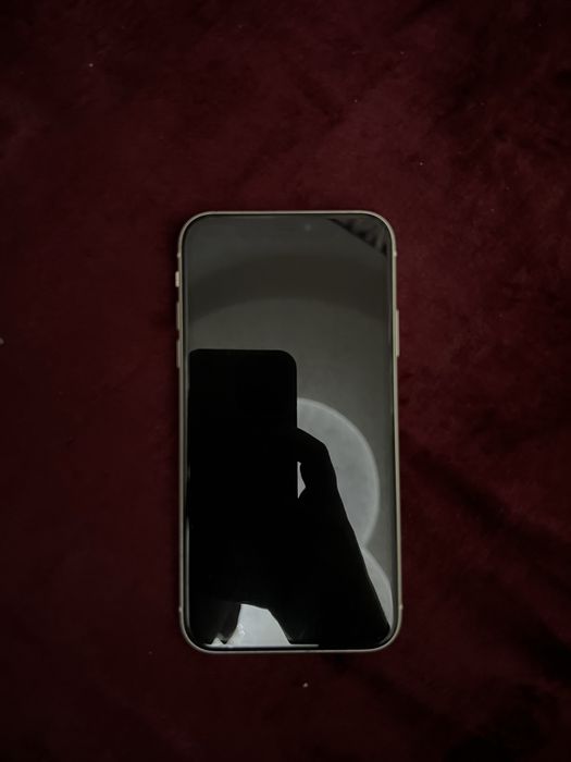 iPhone 11 64gb white