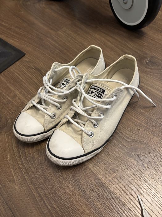 Adidasi Converse marima 36 dama