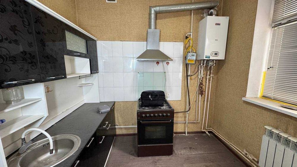 Калениски Мебелний чойхонаси 3қаватда 2хонали квартира сотиладиID:1494