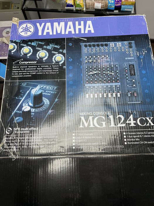Продам Yamaha MG124CX Профессиональный миксер