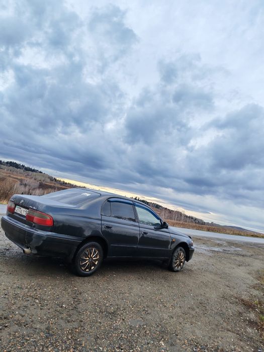 Продам. Тайота Карина е.