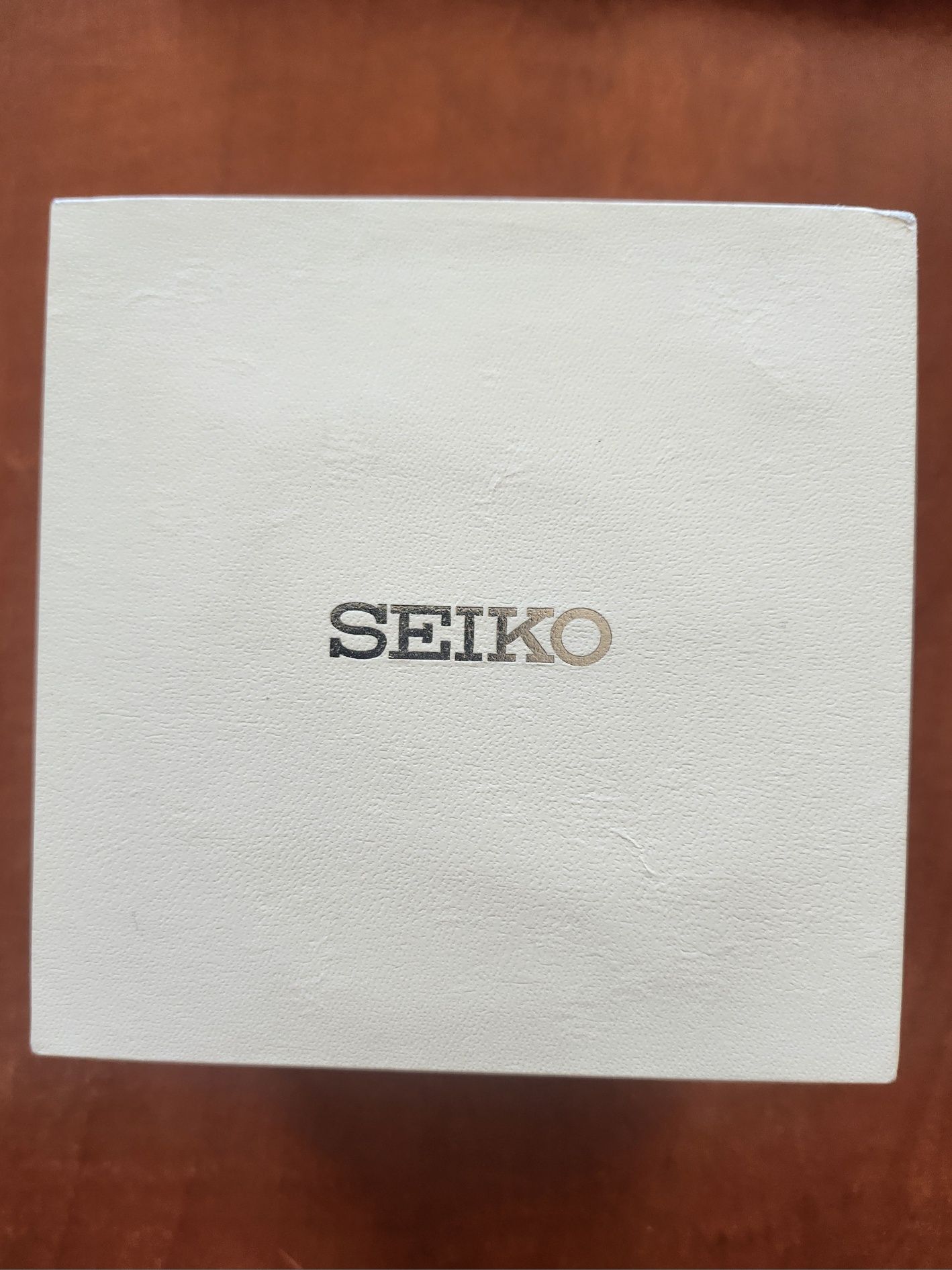 Seiko automatic, perfect funcțional, cutie originala.
