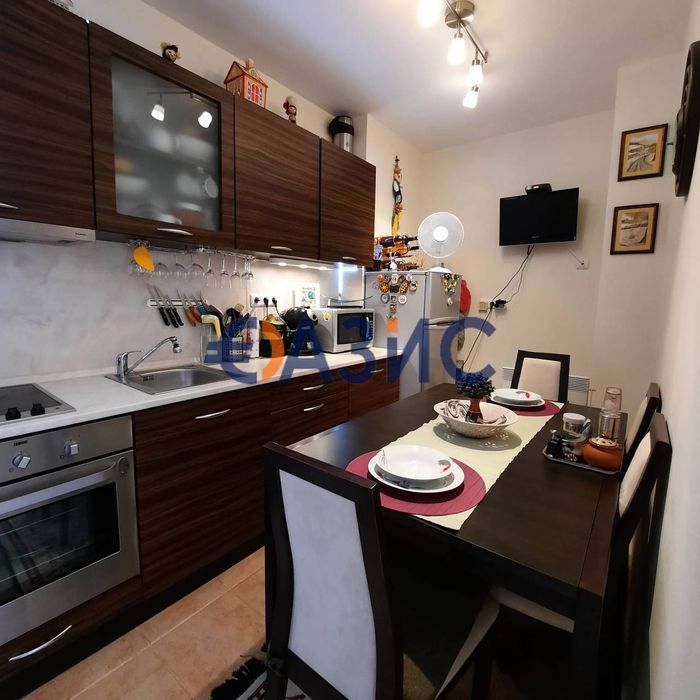 Продава се Тристаен апартамент в к.к. Слънчев бряг - 63 кв.м за 1127 €/кв.м - Снимка #10