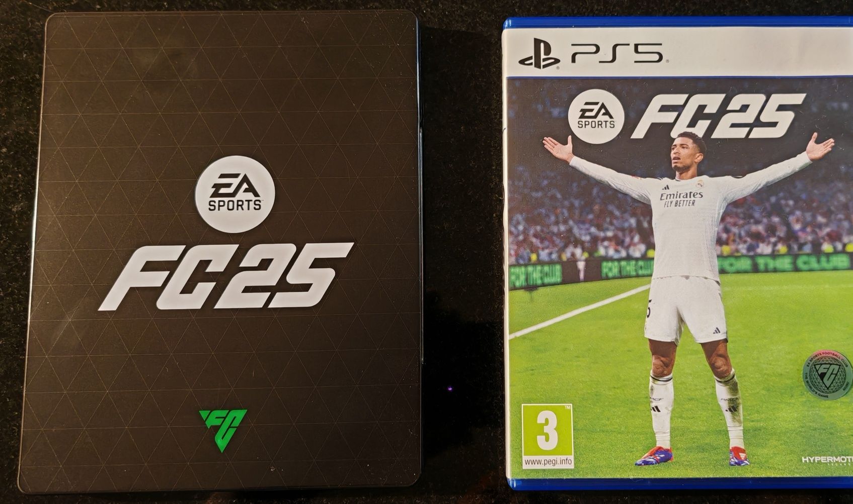 Продавам FC 2025 PC5