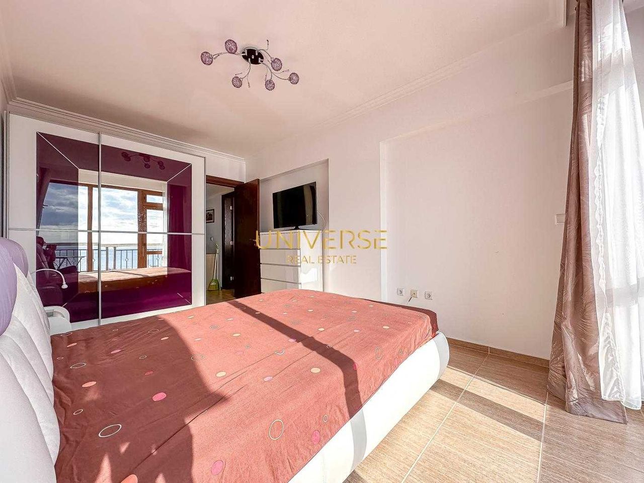 Продава се Четиристаен апартамент в Свети Влас - 135 кв.м за 1445 €/кв.м - Снимка #2