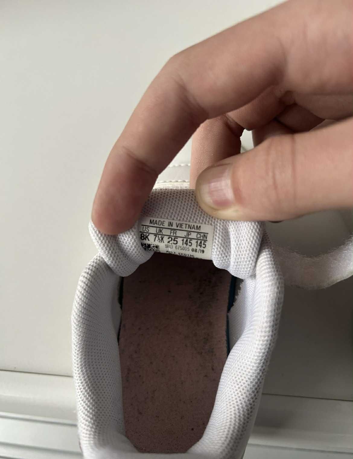 Маратонки Adidas за момиче