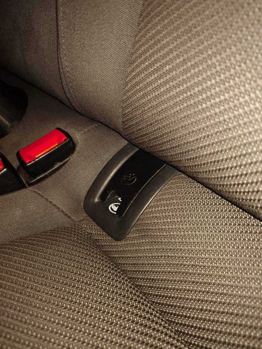 Капачка за ISOFIX за Ауди А6/А7 Ц7, ISOFIX cover for Audi A6/A7 C7