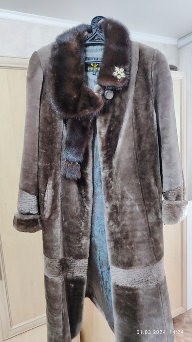 Шуба женская мутон