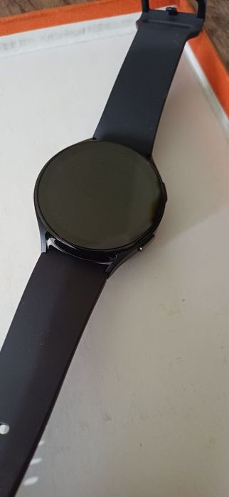 Продается часы Galaxy watch 5,44