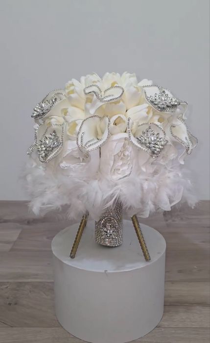 Vand buchet tip bijuterie