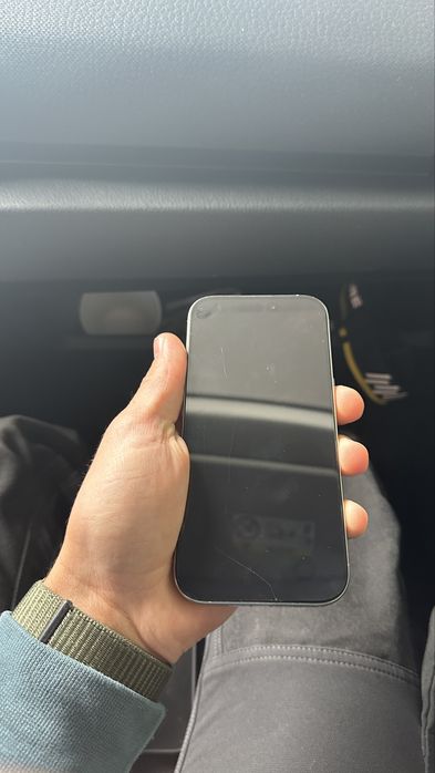 Vand Iphone 16 pro 256 gb