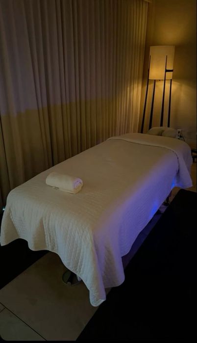 Массаж жалғыз жасаймын