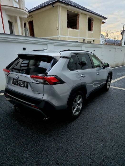 Toyota rav 4 2.5 hybrid camera