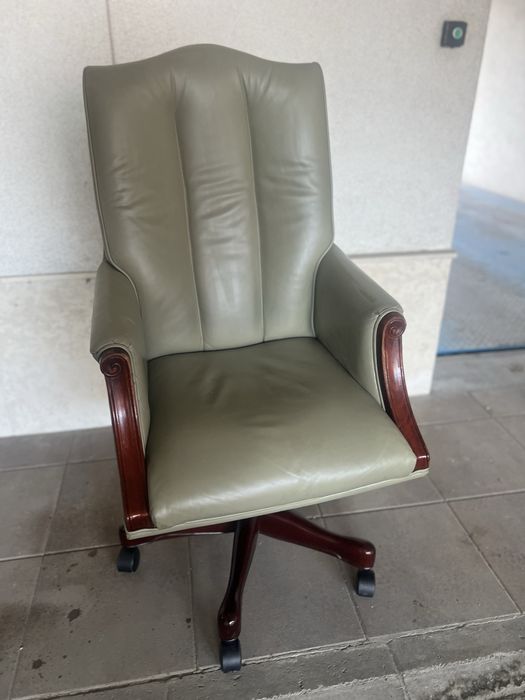 Конферентен офис  стол COUNCILL