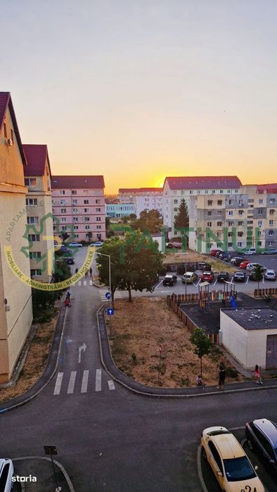 Apartament 3 camere decomandat, 65 mp utili, etaj 4/5 – Lazaret, Otela