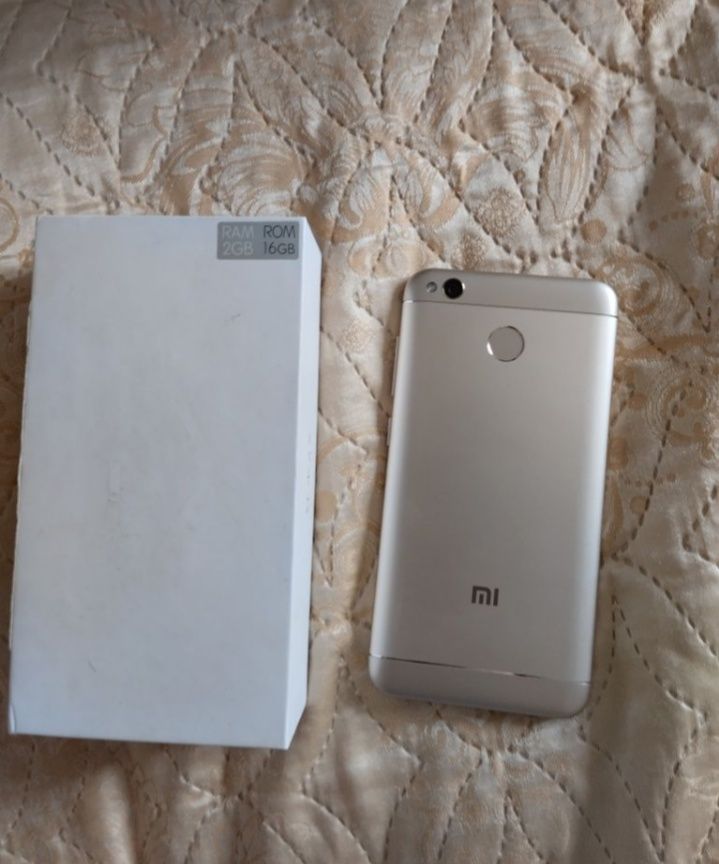 Xiaomi Redmi 4x в хорошем состоянии