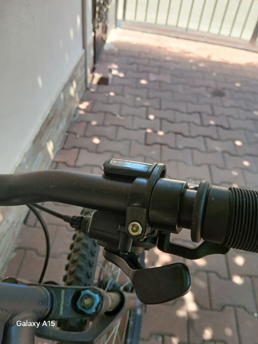 Vând bicicleta rockrider st120