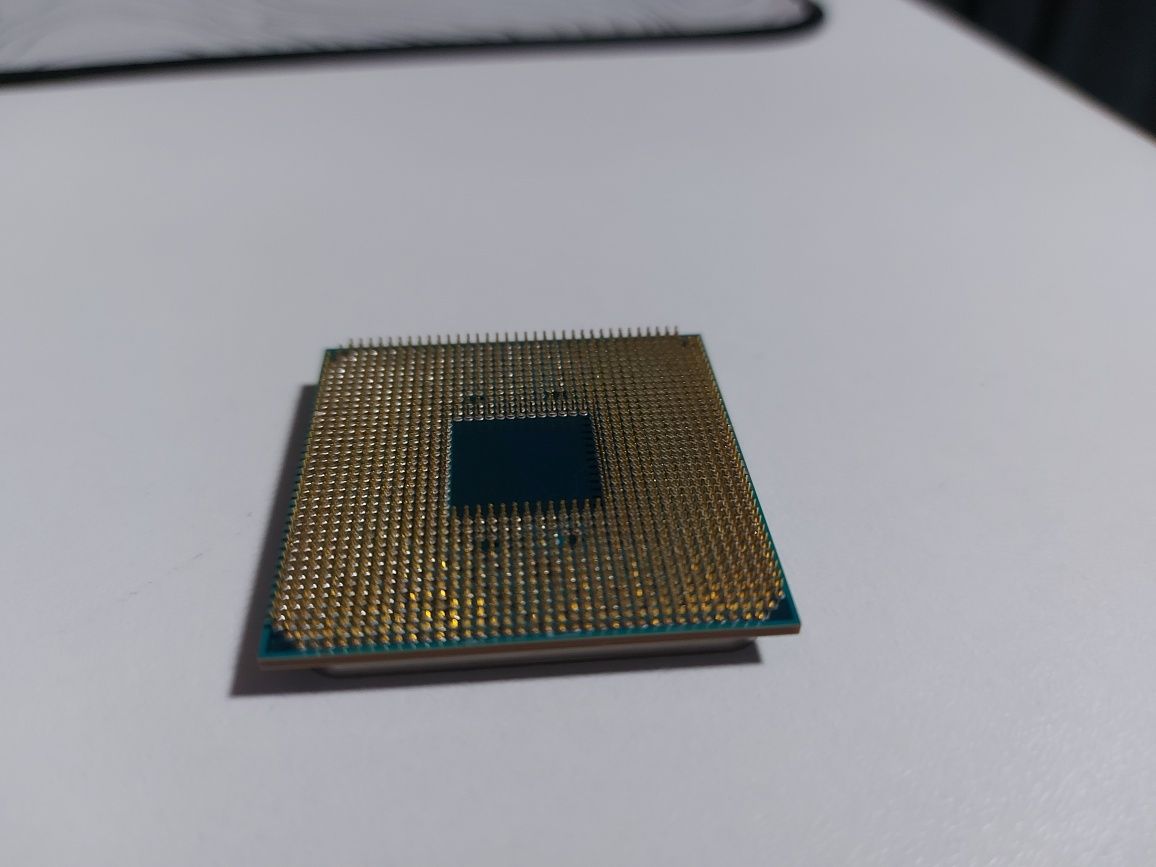 Ryzen 5 2600 процессор AMD
