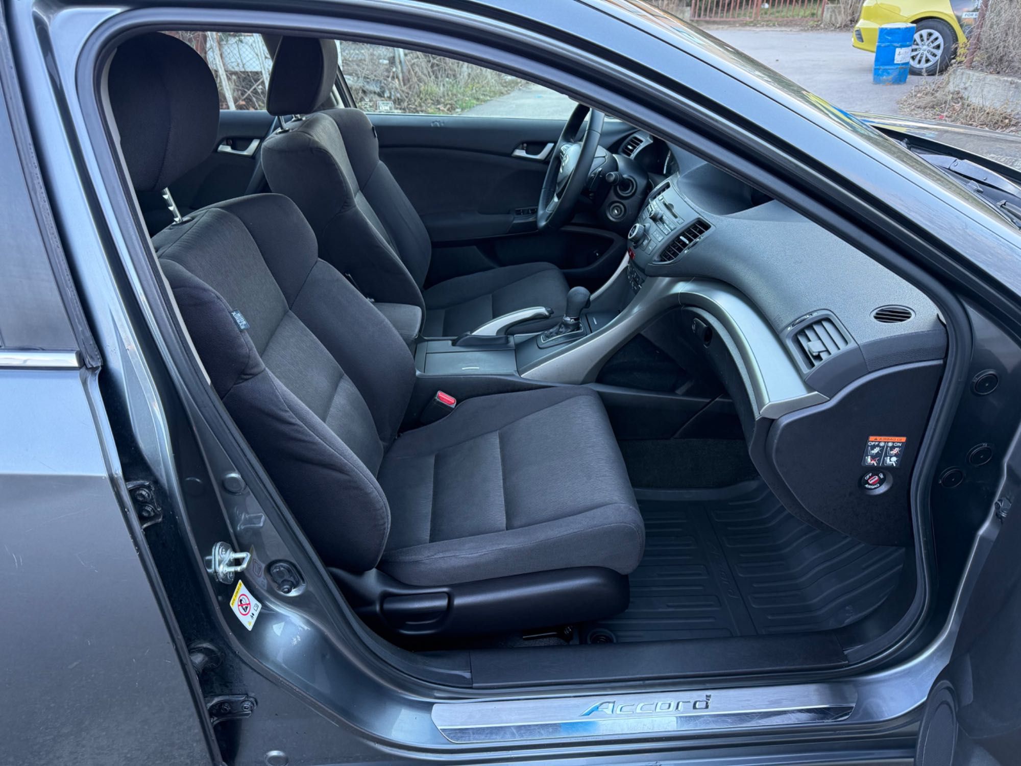 Honda Accord 2.0 i-VTEC 16V (155 кс) Automatic/Sedan/11.2009г.