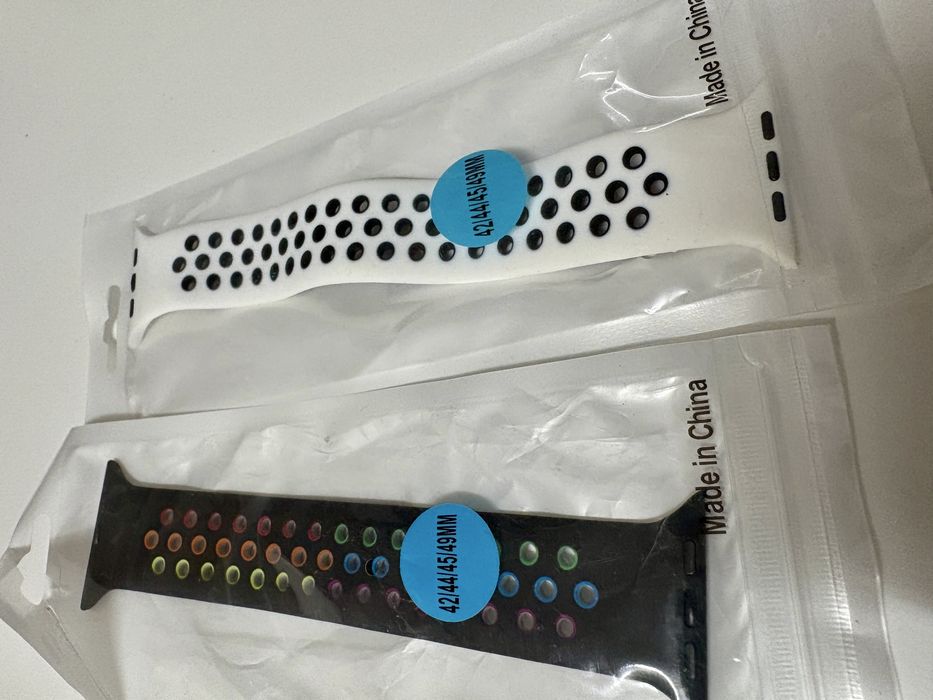 Curea din silicon pentru Apple Watch*