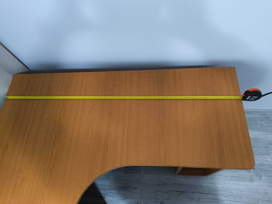 vand birou multifunctional