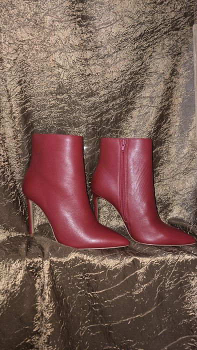 Новые кожаные итальянские ботильоны