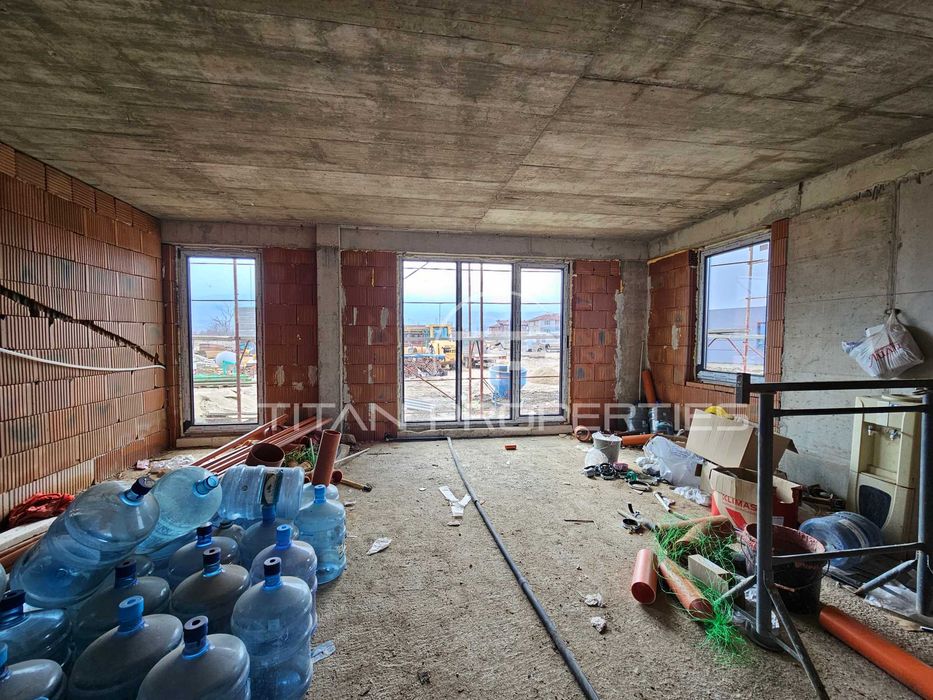 Продава се Тристаен апартамент в Пловдив, Коматево - 86 кв.м за 1165 €/кв.м - Снимка #4