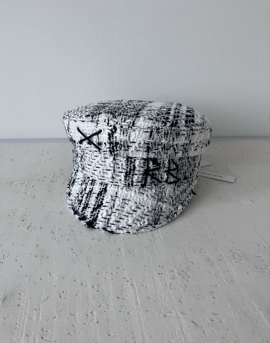 RB шапка New Season